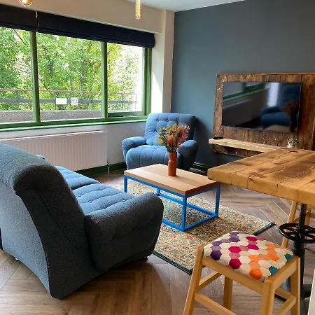 Apartment The Bolthole @ - Cosy 1 Bed *